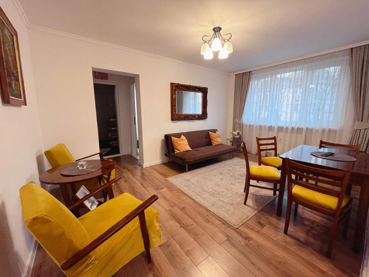 Niran Apartament Орадеа Екстериор снимка
