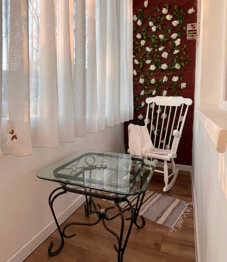 Niran Apartament Орадеа Екстериор снимка